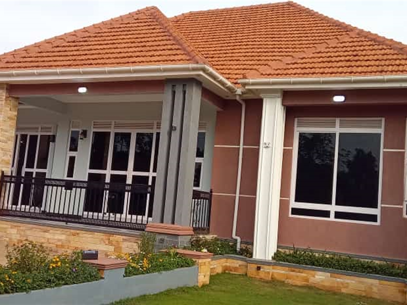 Bungalow for sale in Kitende Wakiso