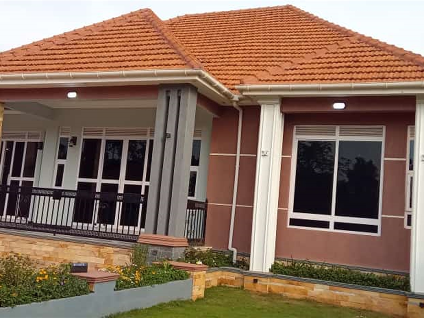 Bungalow for sale in Kitende Wakiso