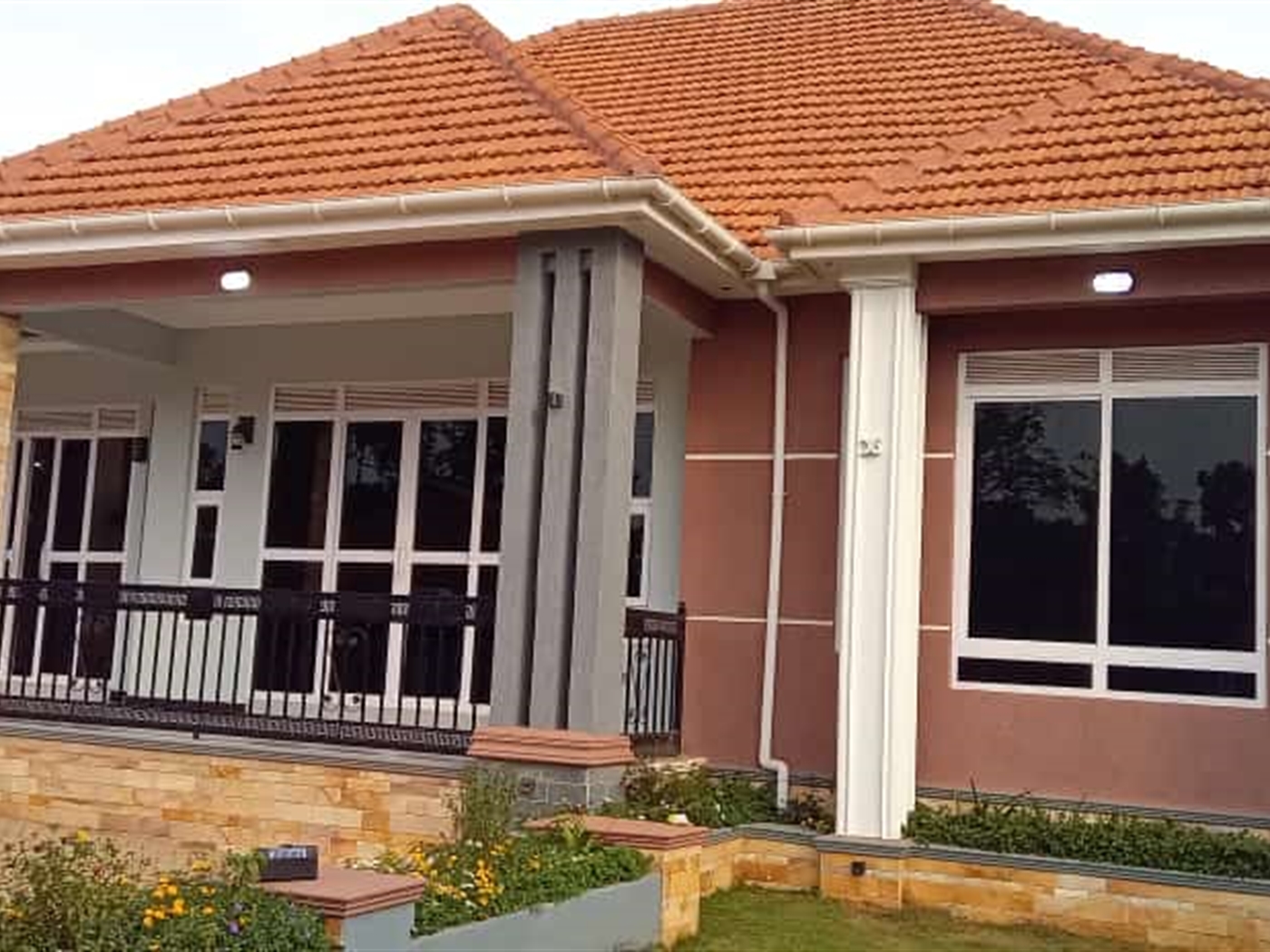 Bungalow for sale in Kitende Wakiso