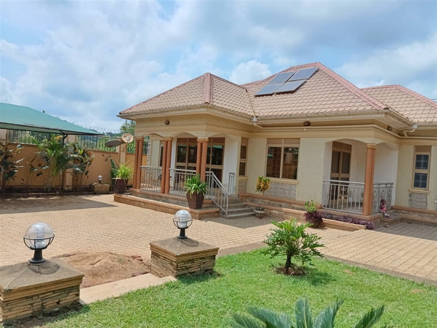 Bungalow for sale in Seeta Mukono