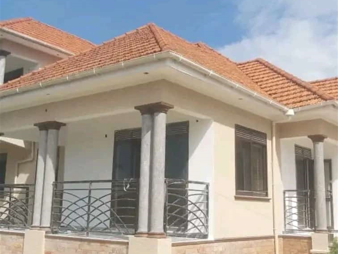 Bungalow for sale in Kitende Wakiso