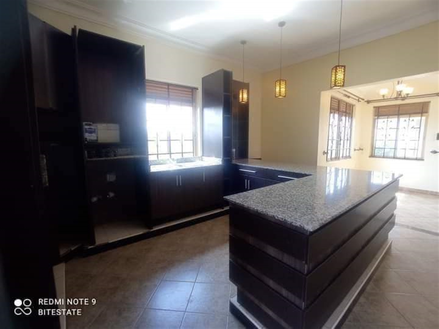 Bungalow for sale in Kyaliwajjalaa Wakiso