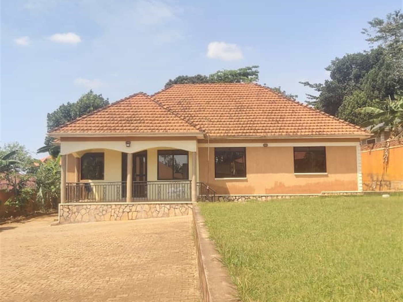 Bungalow for sale in Nakigalala Wakiso