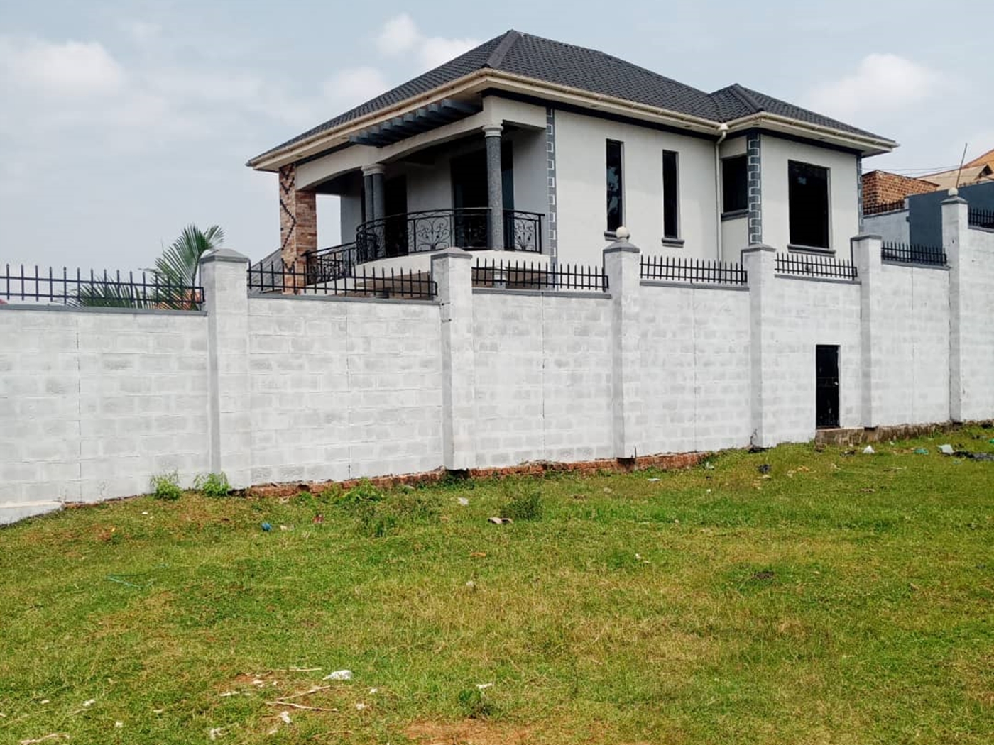 Storeyed house for sale in Nalumunye Wakiso