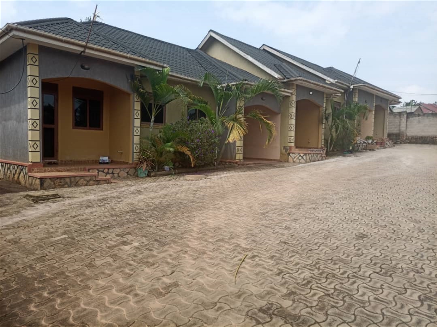 Rental units for sale in Kirabulindo Wakiso