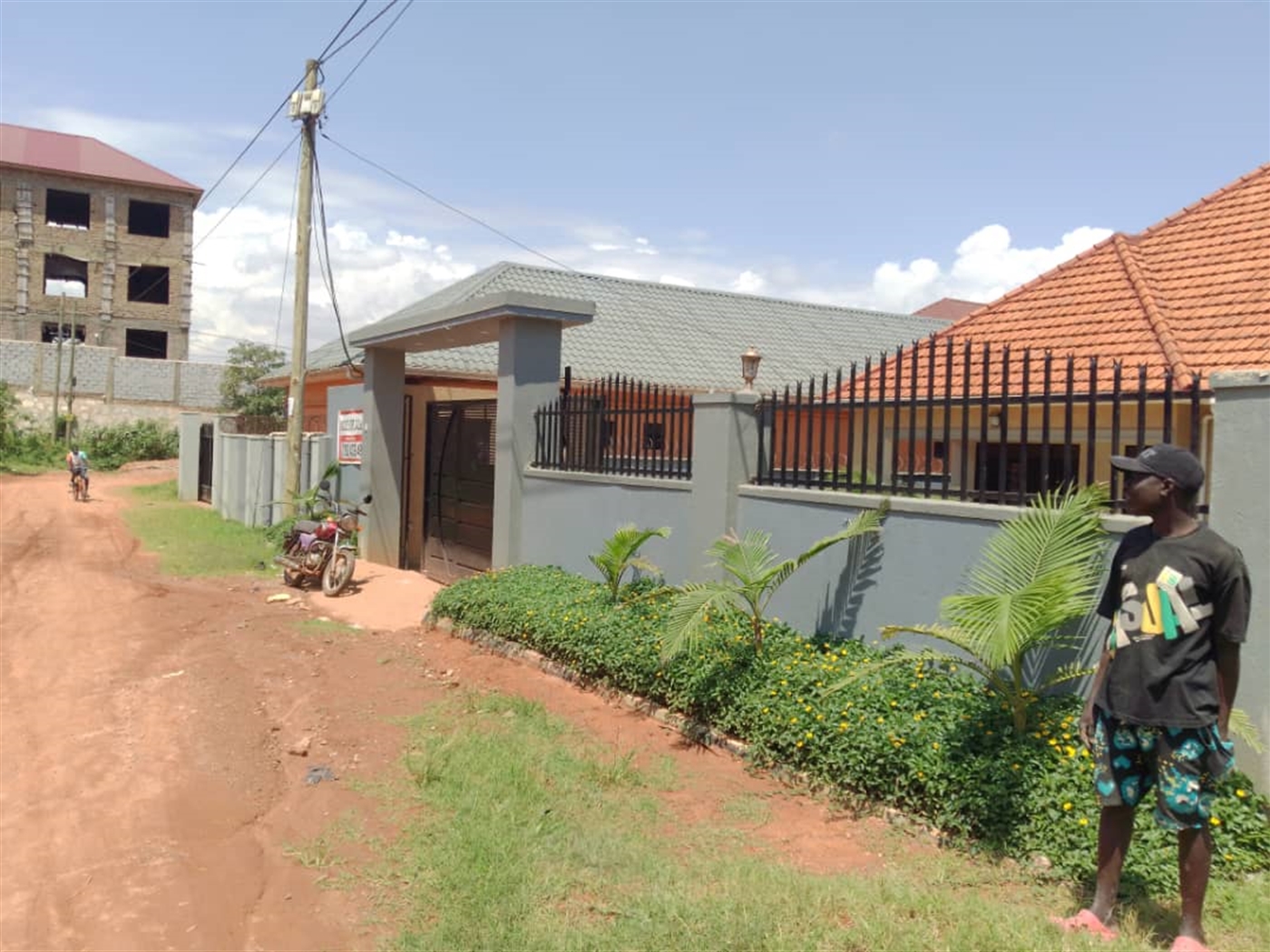 Bungalow for sale in Kyaliwajjalaa Wakiso