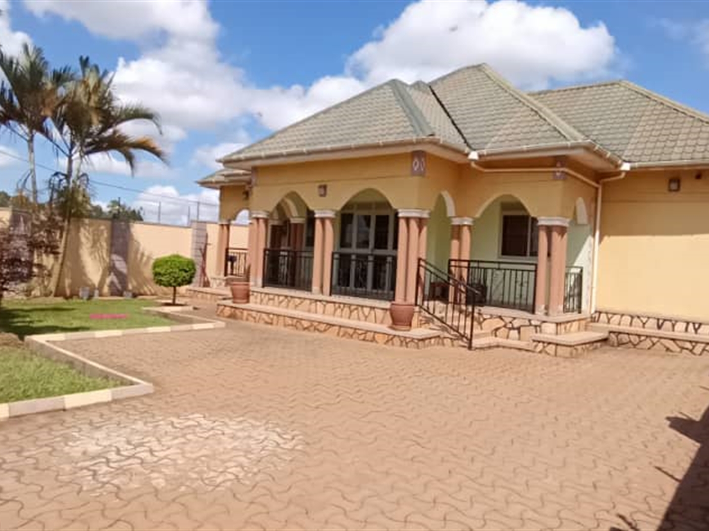 Bungalow for rent in Janda Wakiso