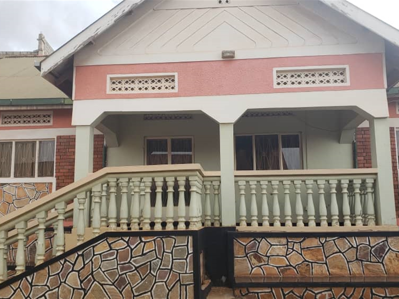 Bungalow for sale in Zanabunamwaya Wakiso