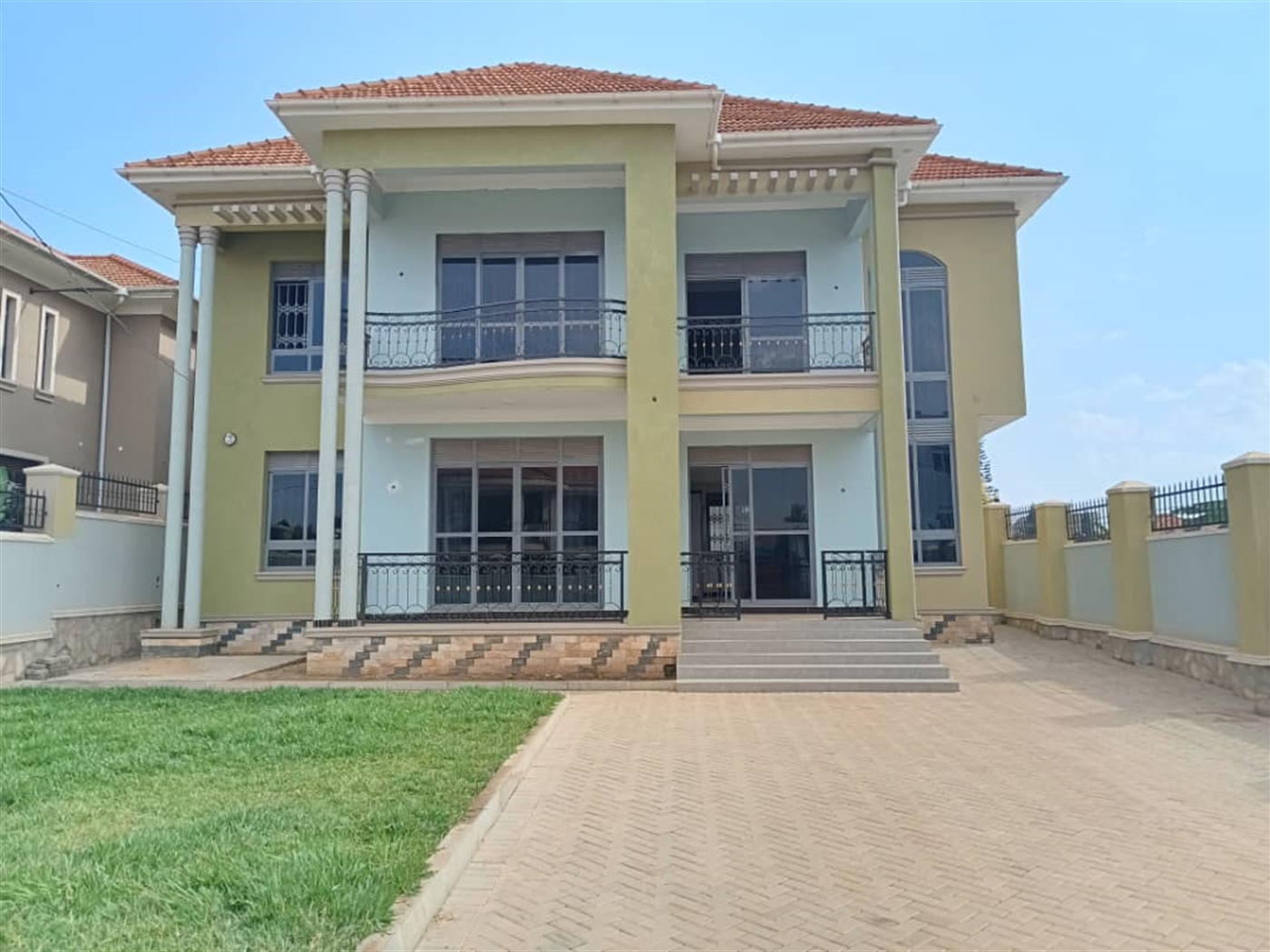 Storeyed house for sale in Kira Wakiso