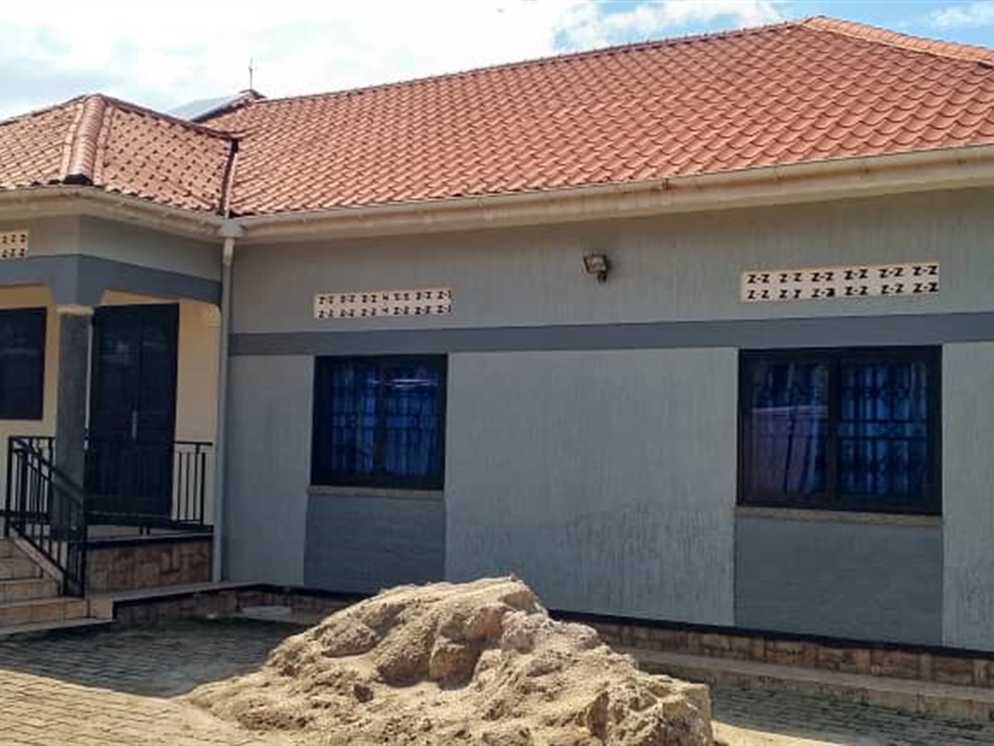 Bungalow for sale in Wantoni Mukono