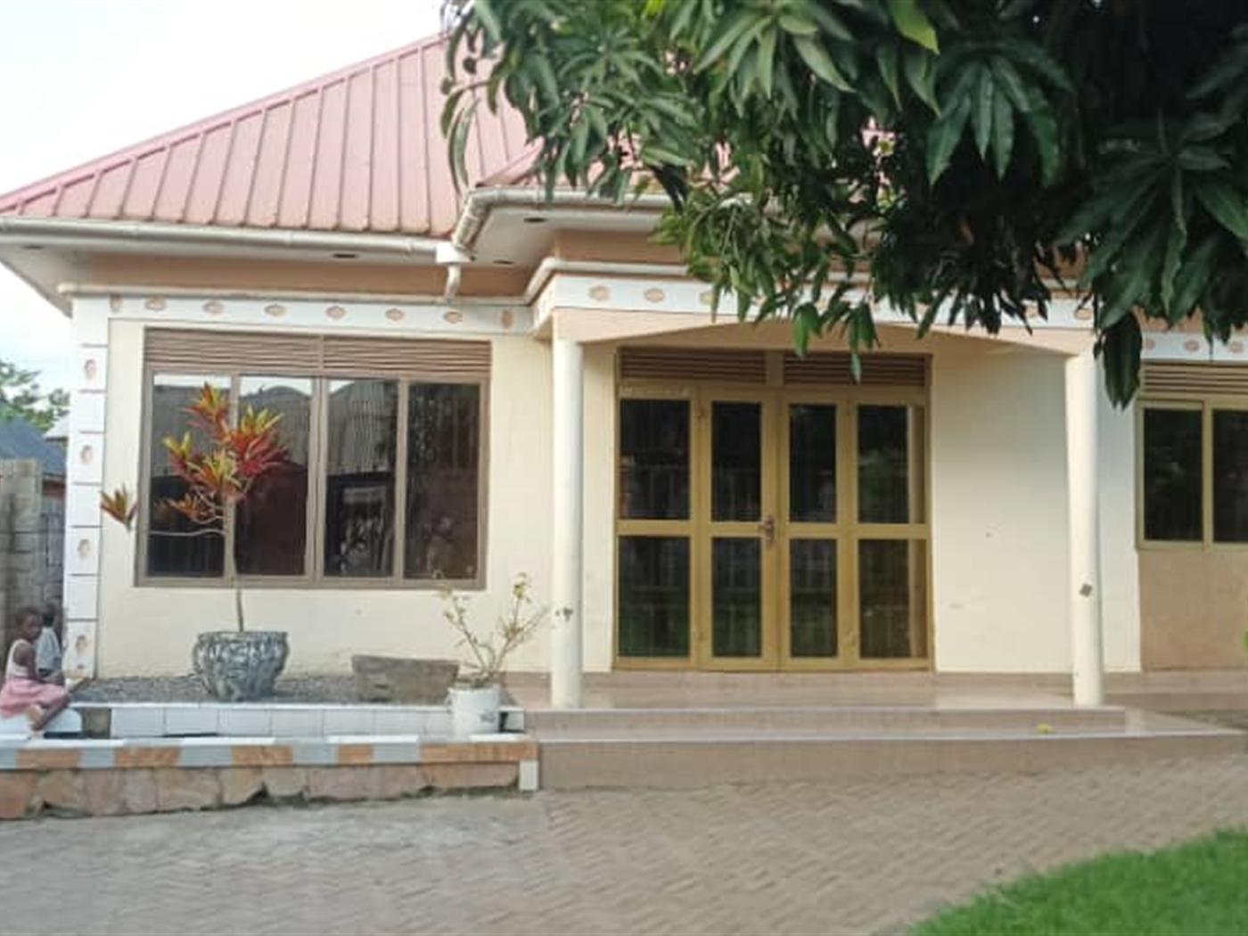 Bungalow for sale in Busiika Wakiso