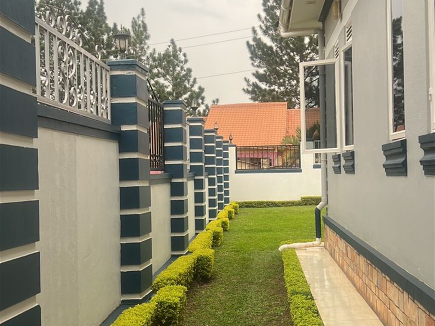 Bungalow for sale in Gayaza Wakiso