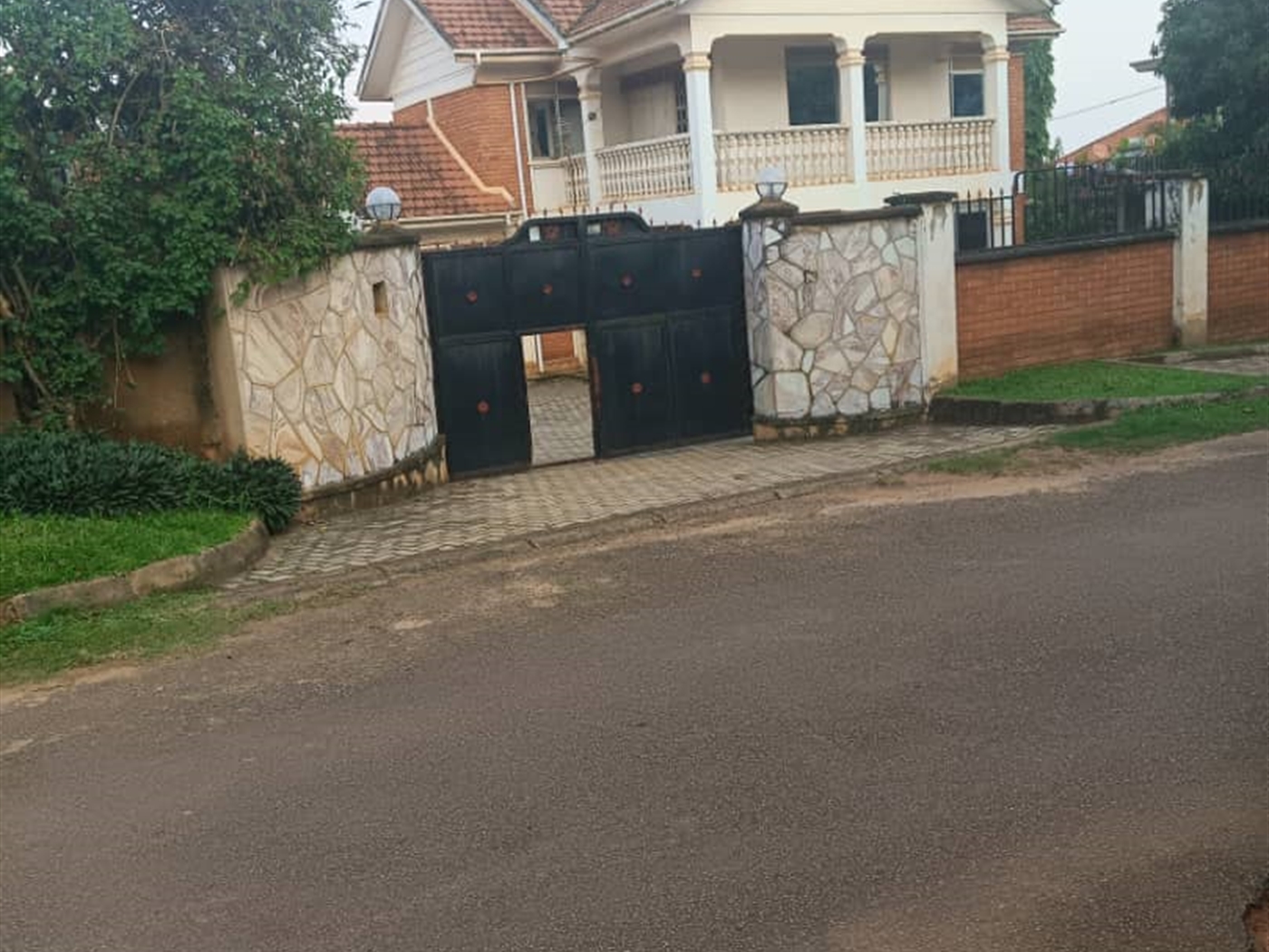 Storeyed house for sale in Ntinda Kampala