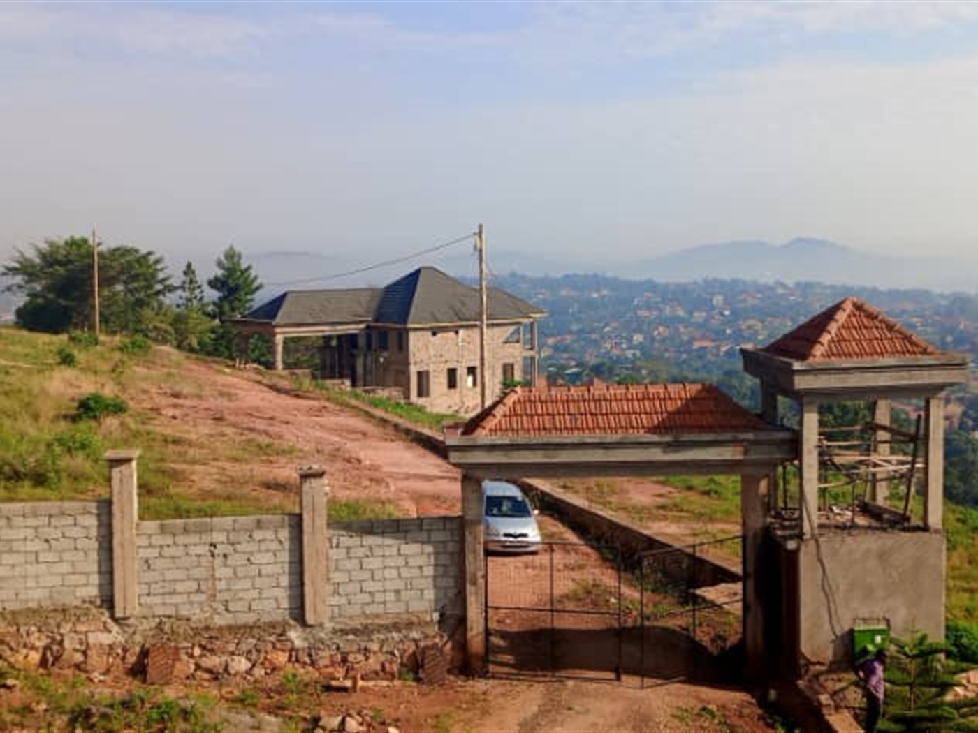 Storeyed house for sale in Bwebajja Wakiso