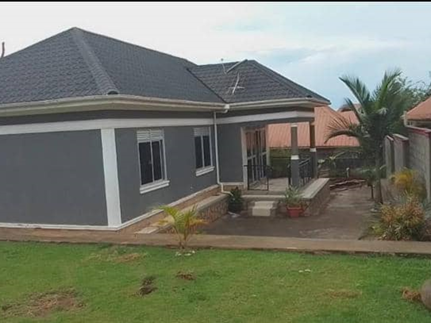 Bungalow for sale in Kawanda Wakiso