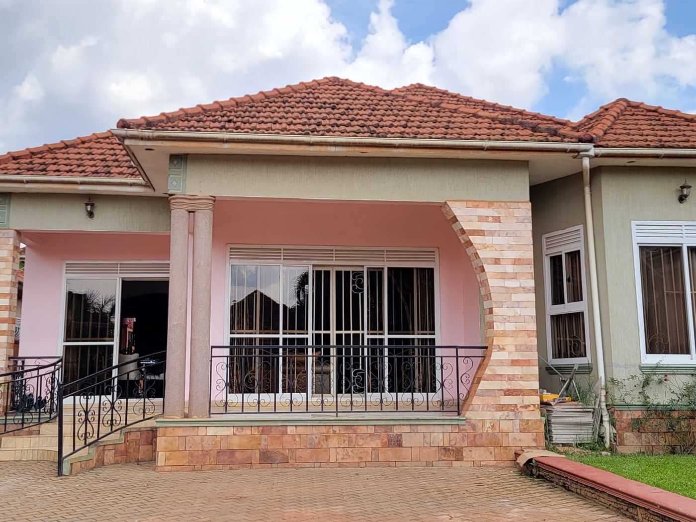 Bungalow for sale in Najjeraone Wakiso