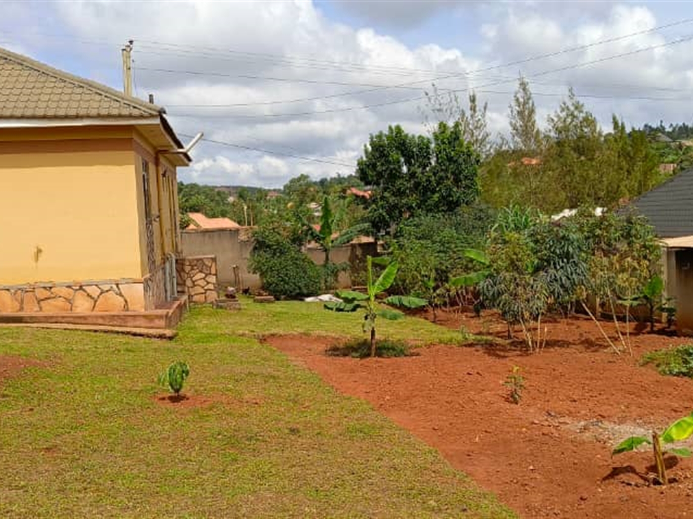 Bungalow for sale in Nansana Wakiso