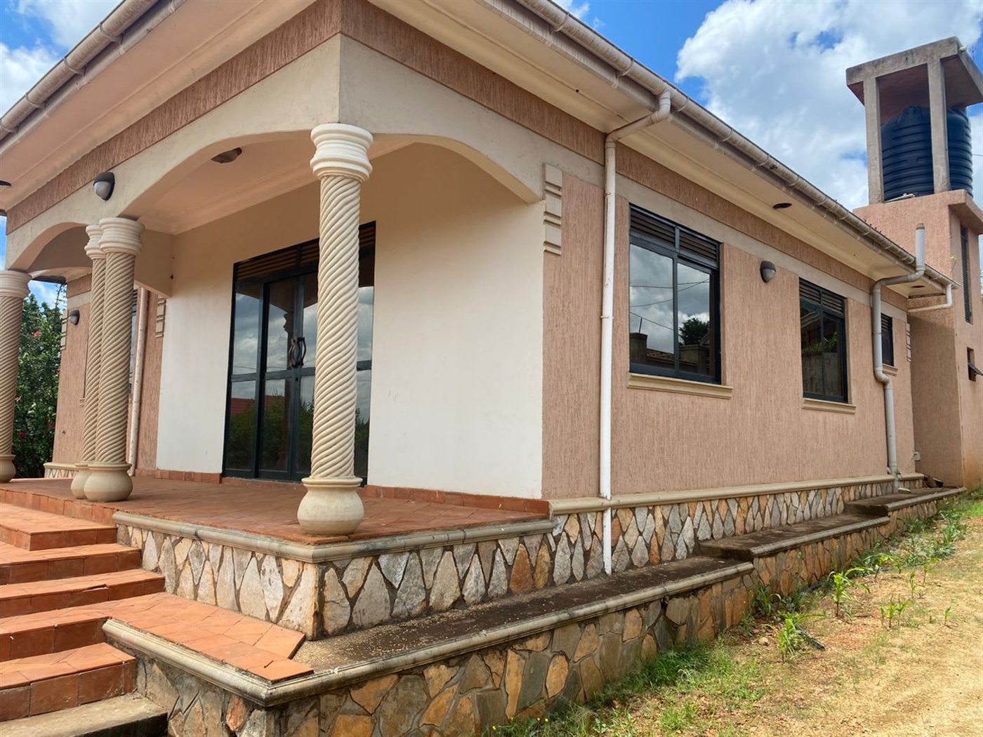 Bungalow for sale in Kira Wakiso