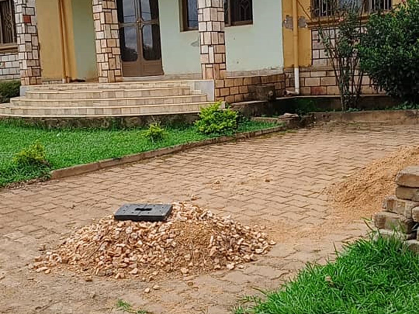 Bungalow for sale in Kasangati Wakiso