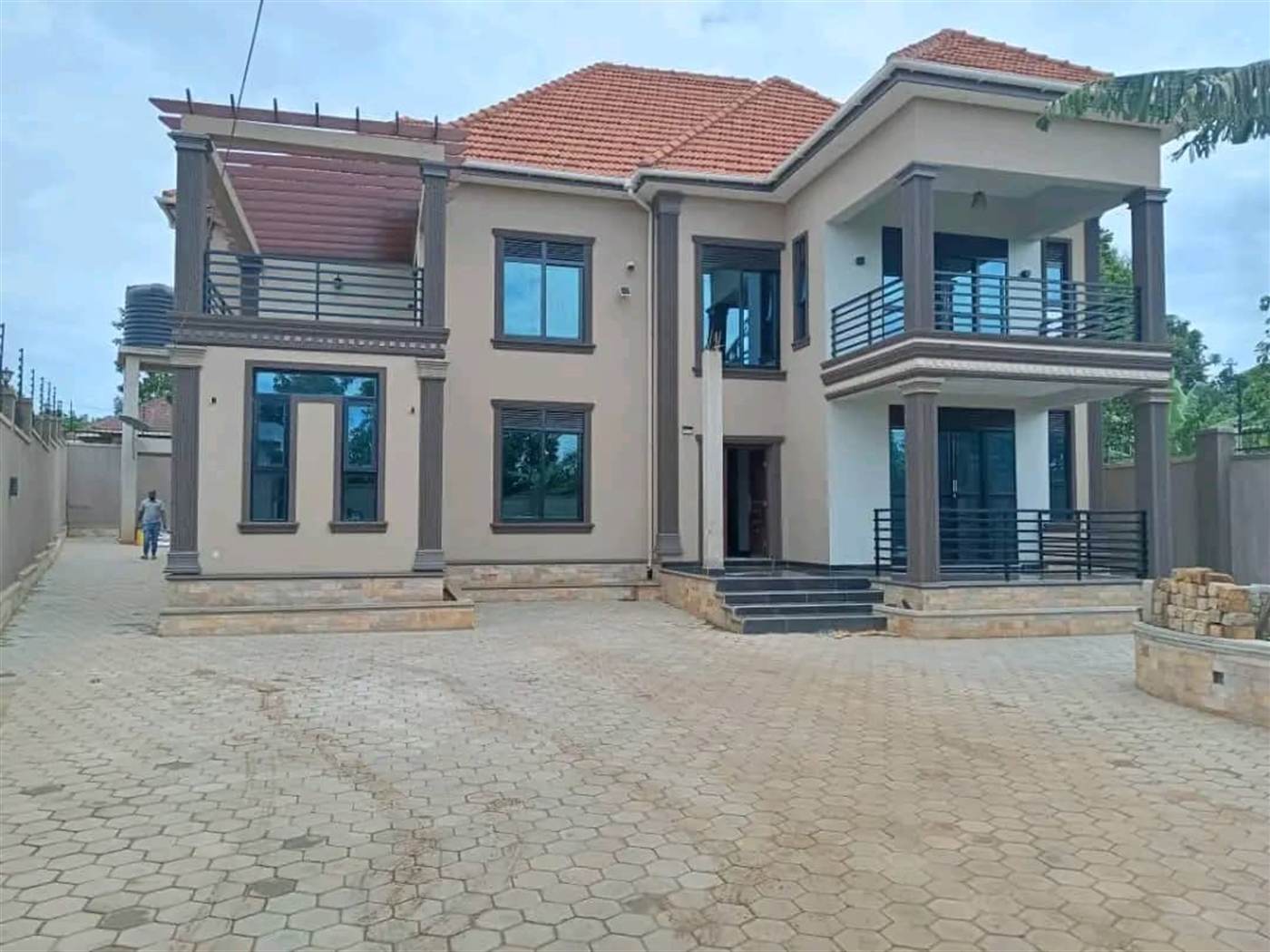 Storeyed house for sale in Kasangati Wakiso