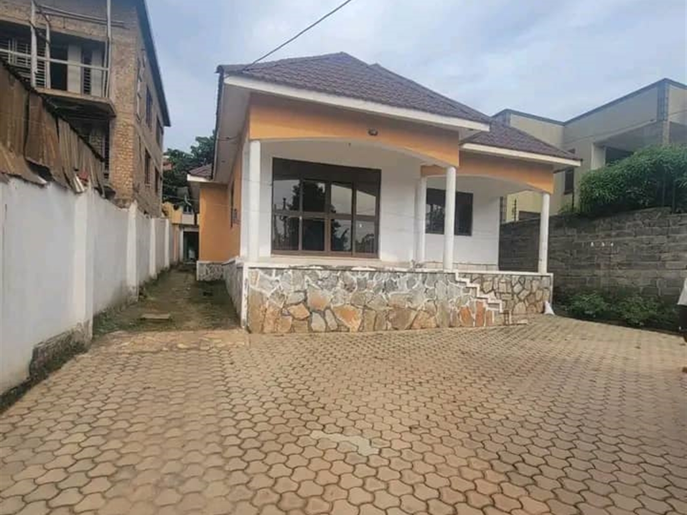 Bungalow for sale in Kungu Kampala