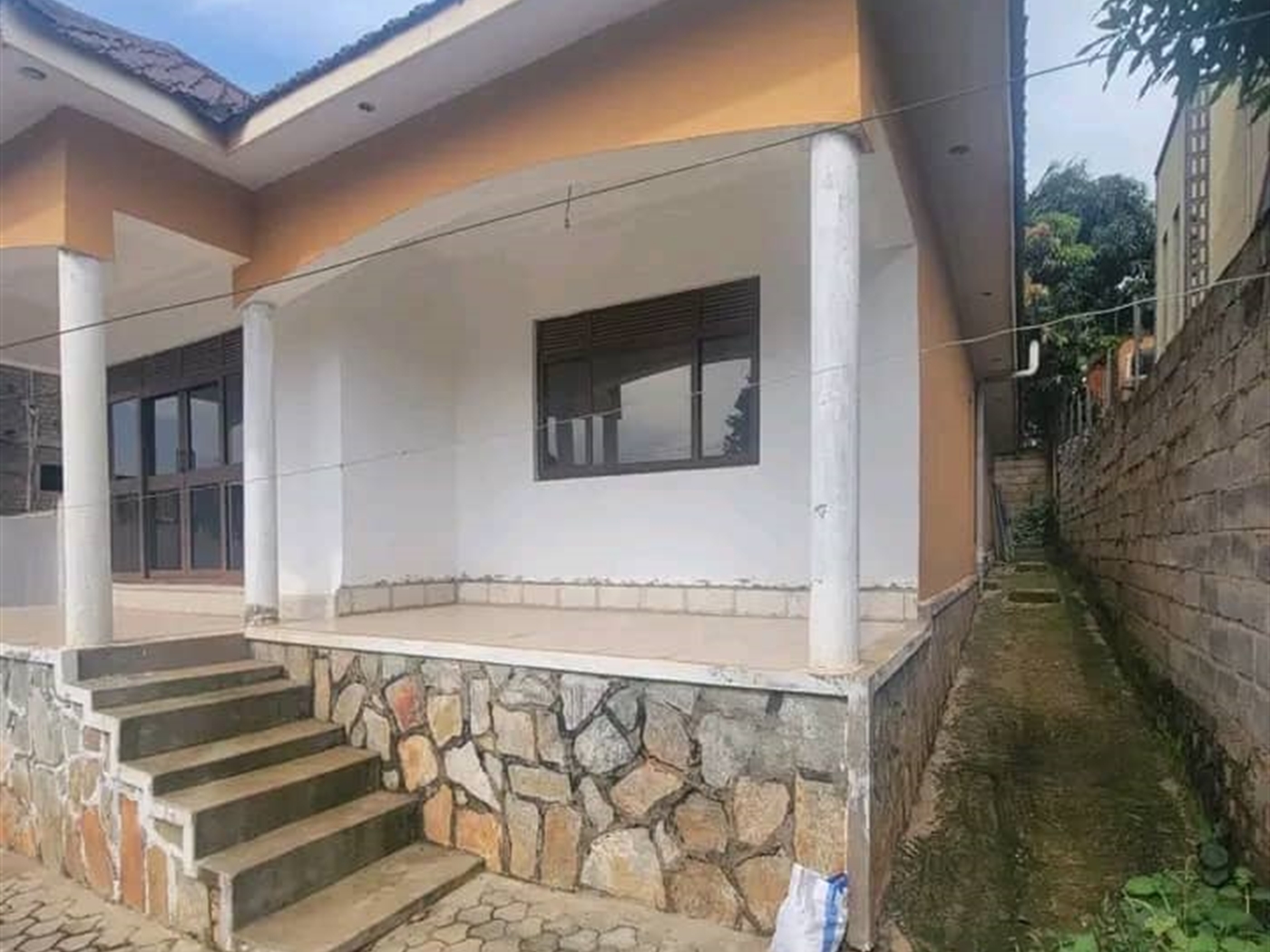 Bungalow for sale in Kungu Kampala