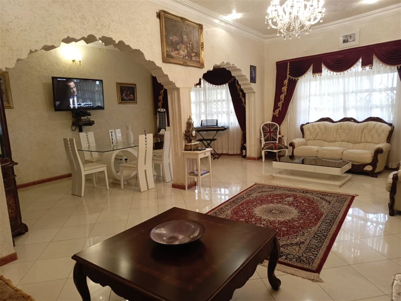 Mansion for sale in Makindye Kampala