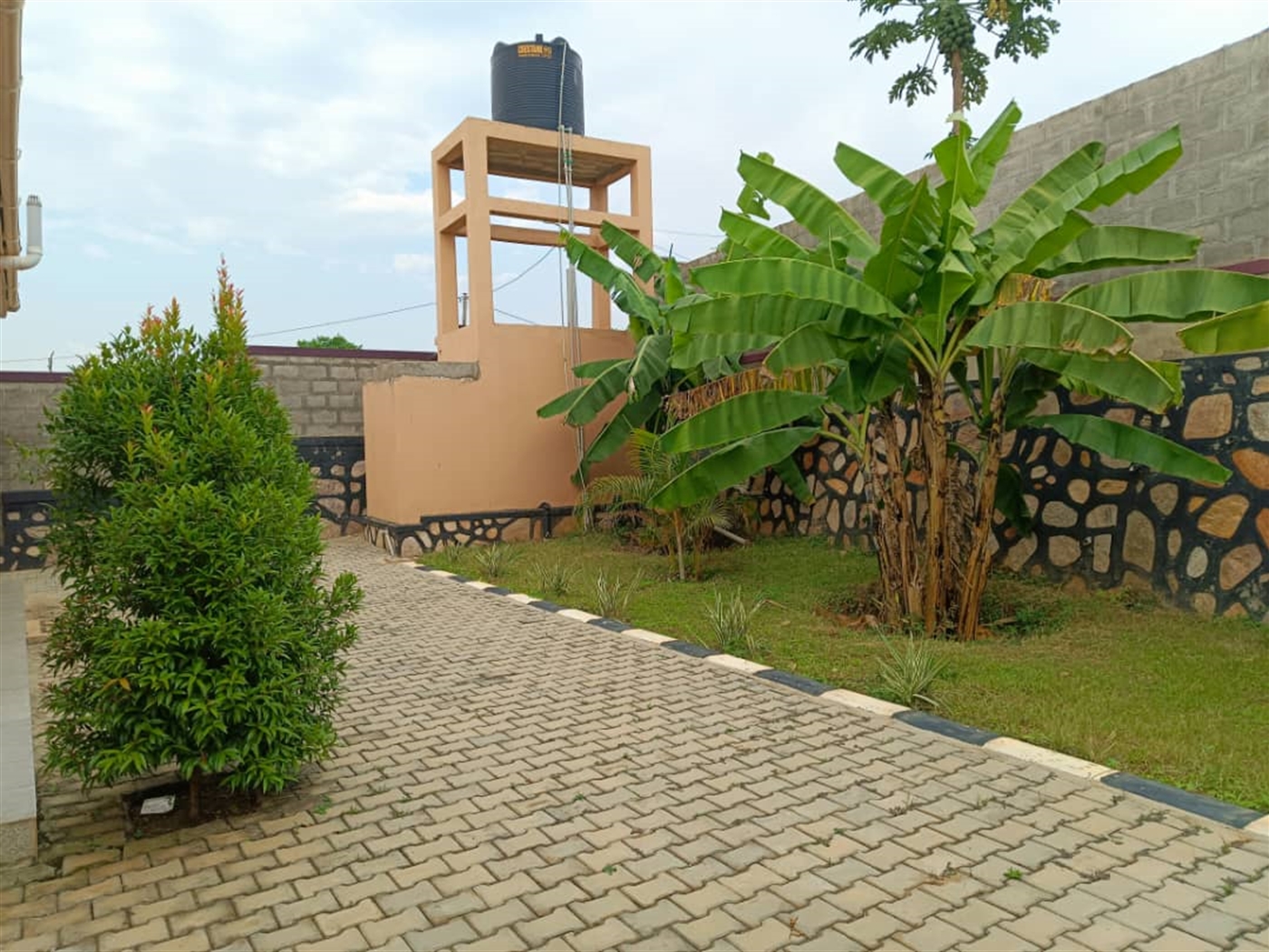 Bungalow for sale in Namugongo Wakiso