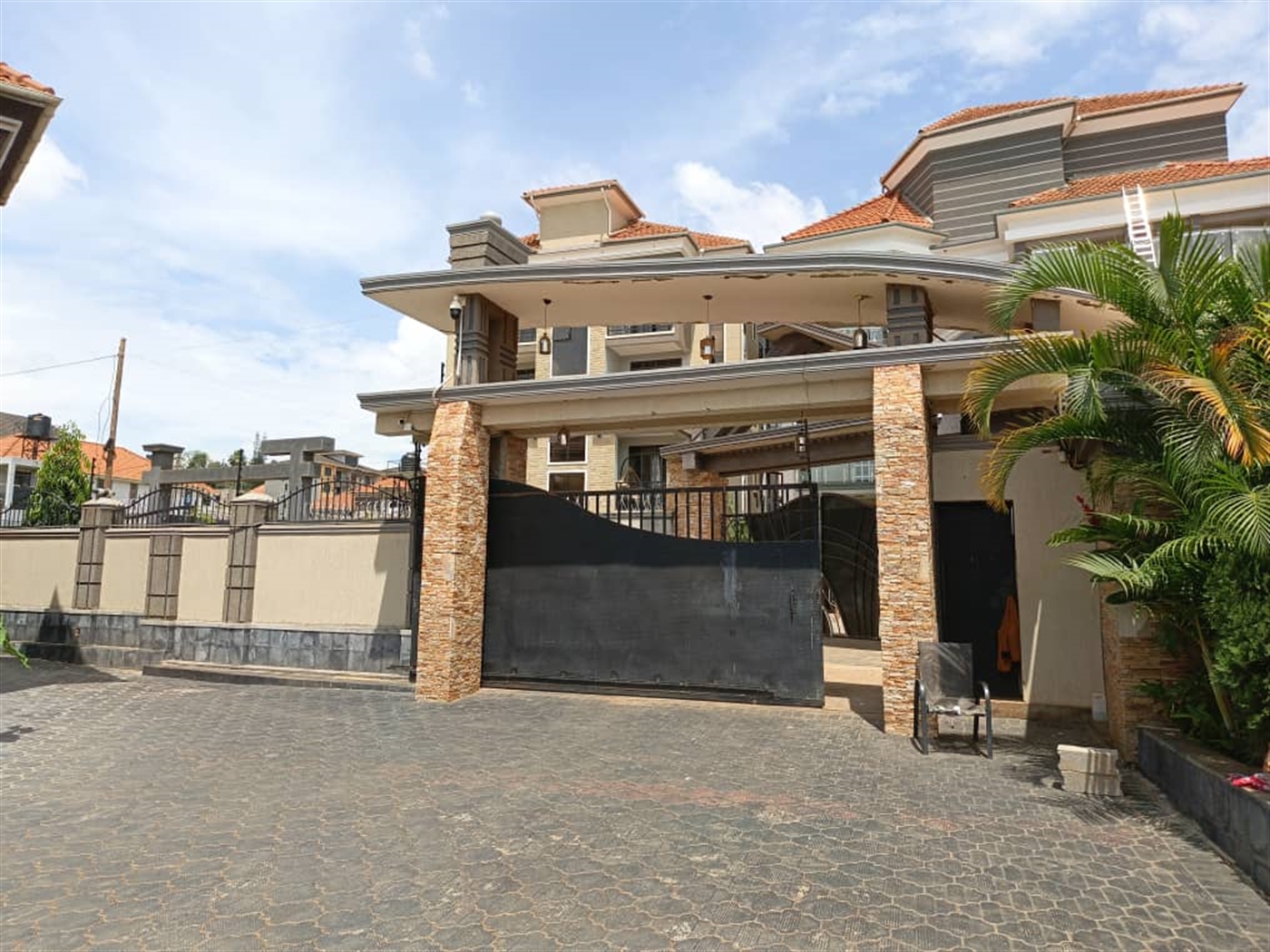 Mansion for sale in Kyanja Kampala