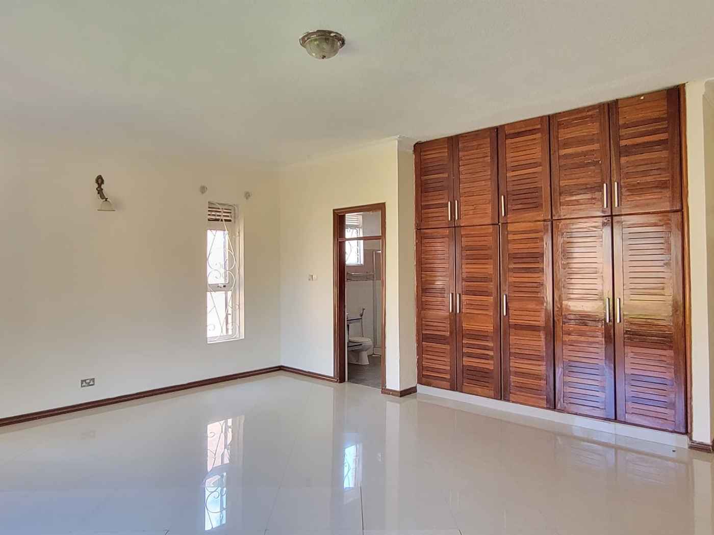 Bungalow for sale in Najjera Wakiso