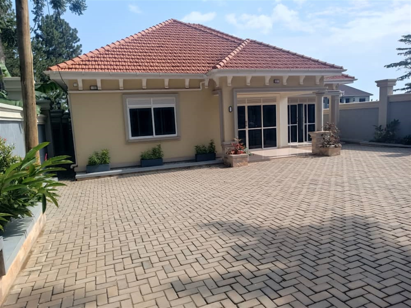 Bungalow for sale in Namugongo Wakiso