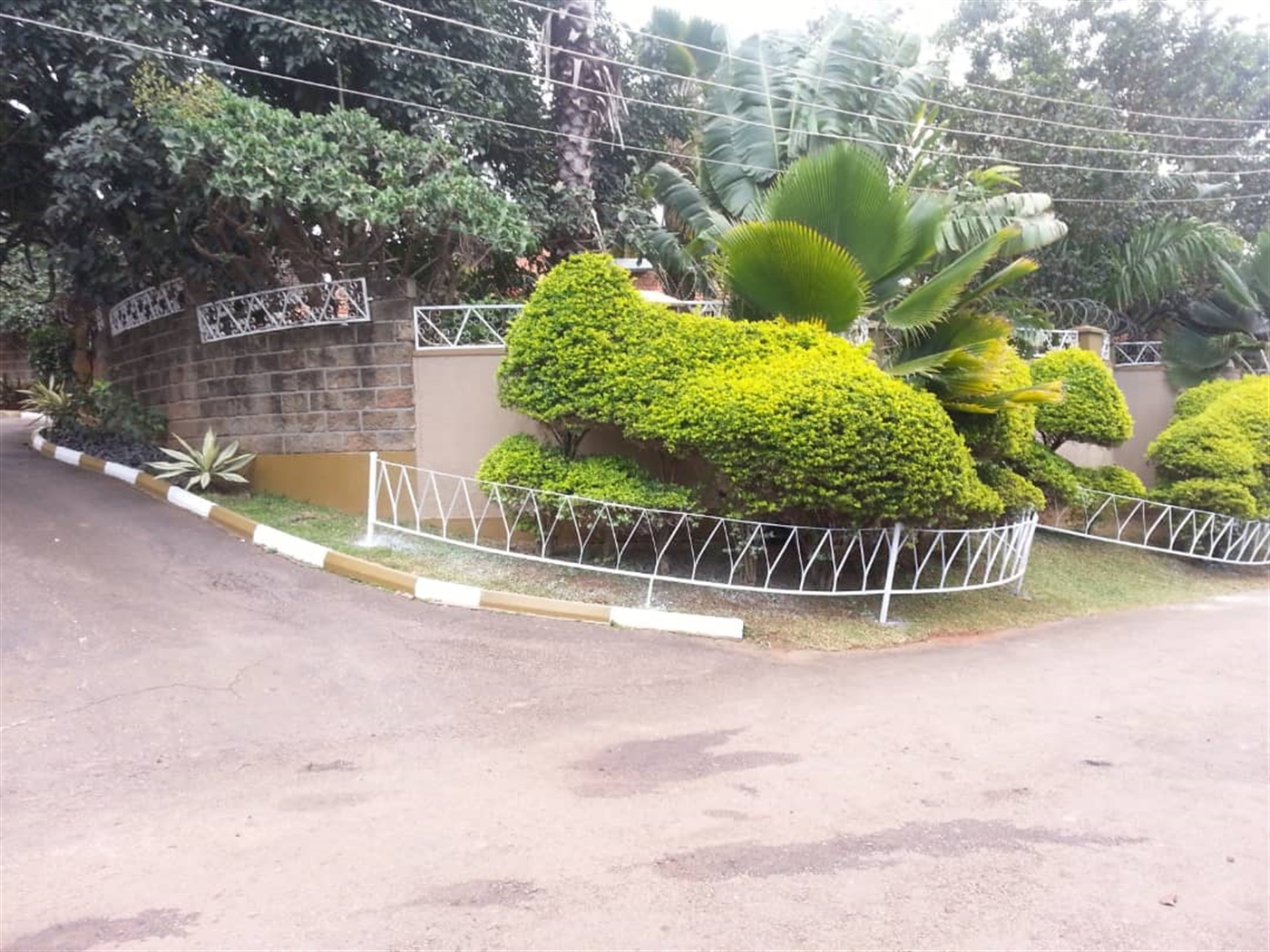 Bungalow for sale in Muyenga Kampala