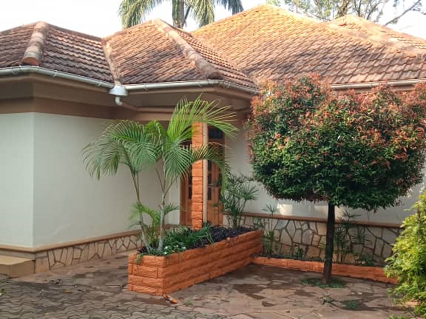 Bungalow for sale in Muyenga Kampala