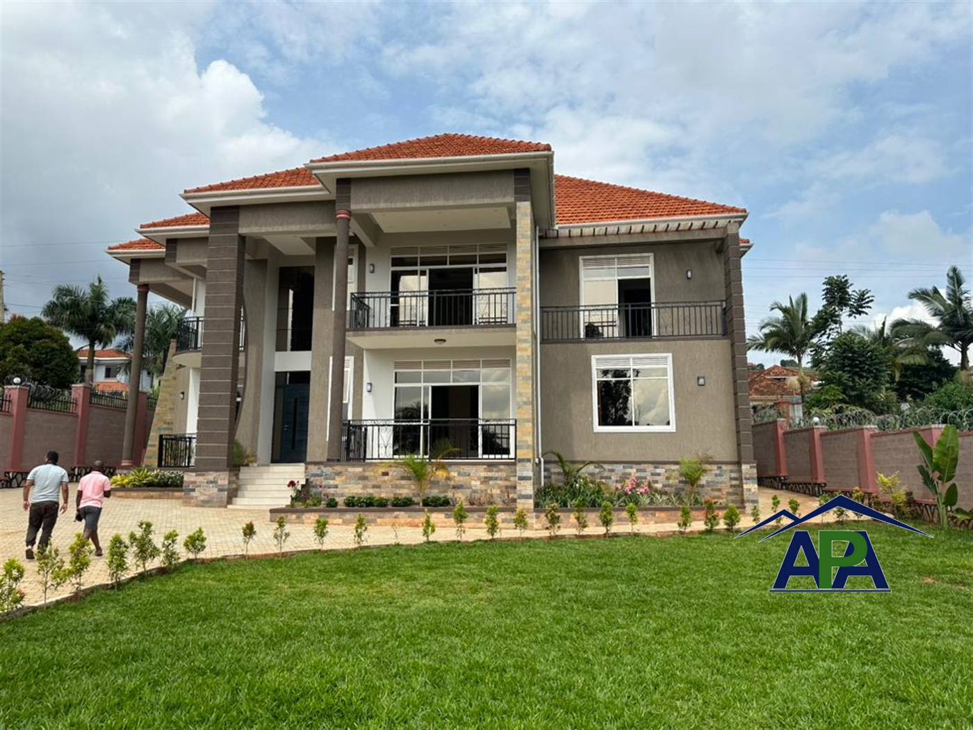 Storeyed house for sale in Bwebajja Wakiso