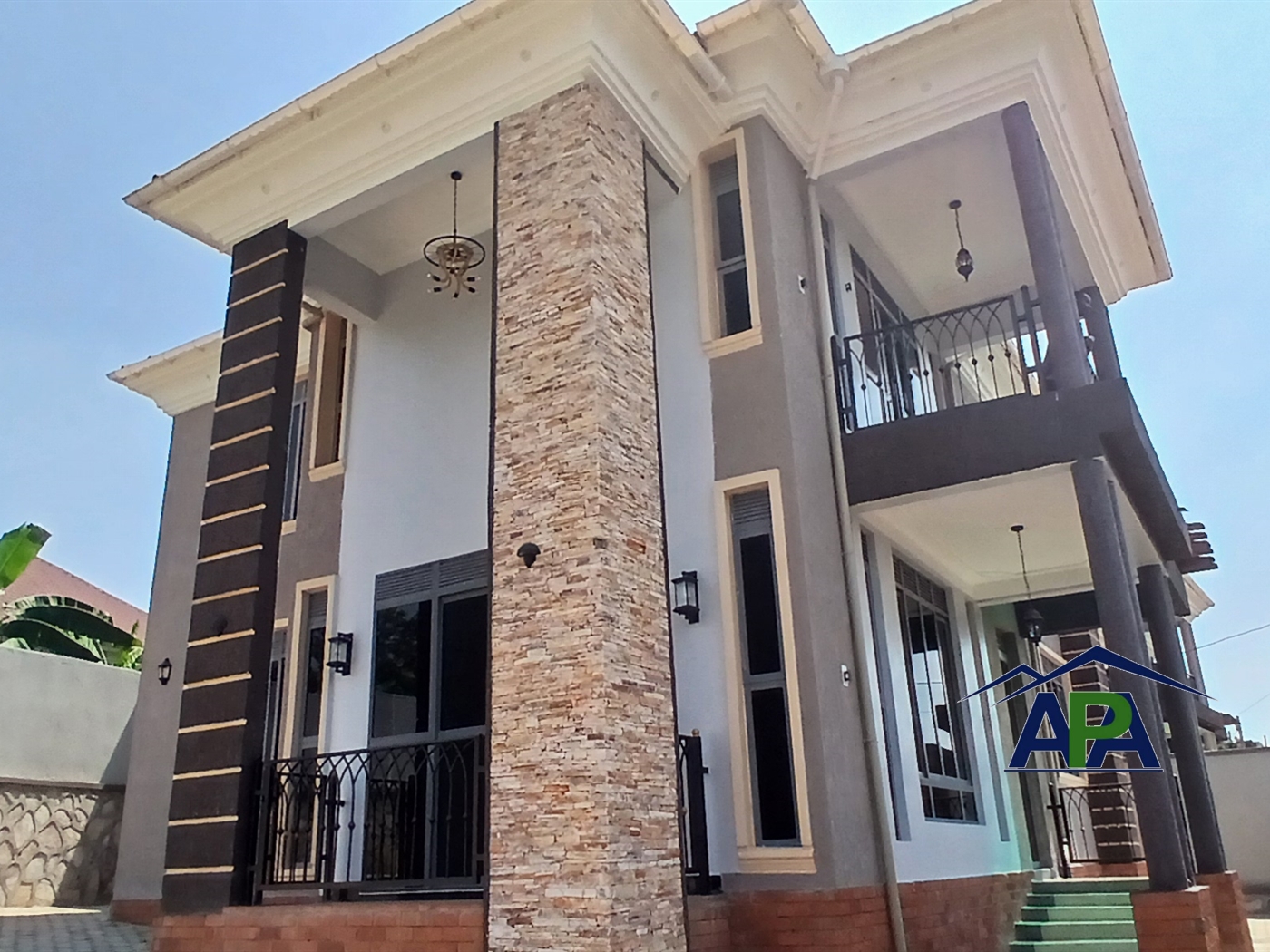 Storeyed house for sale in Katale Wakiso