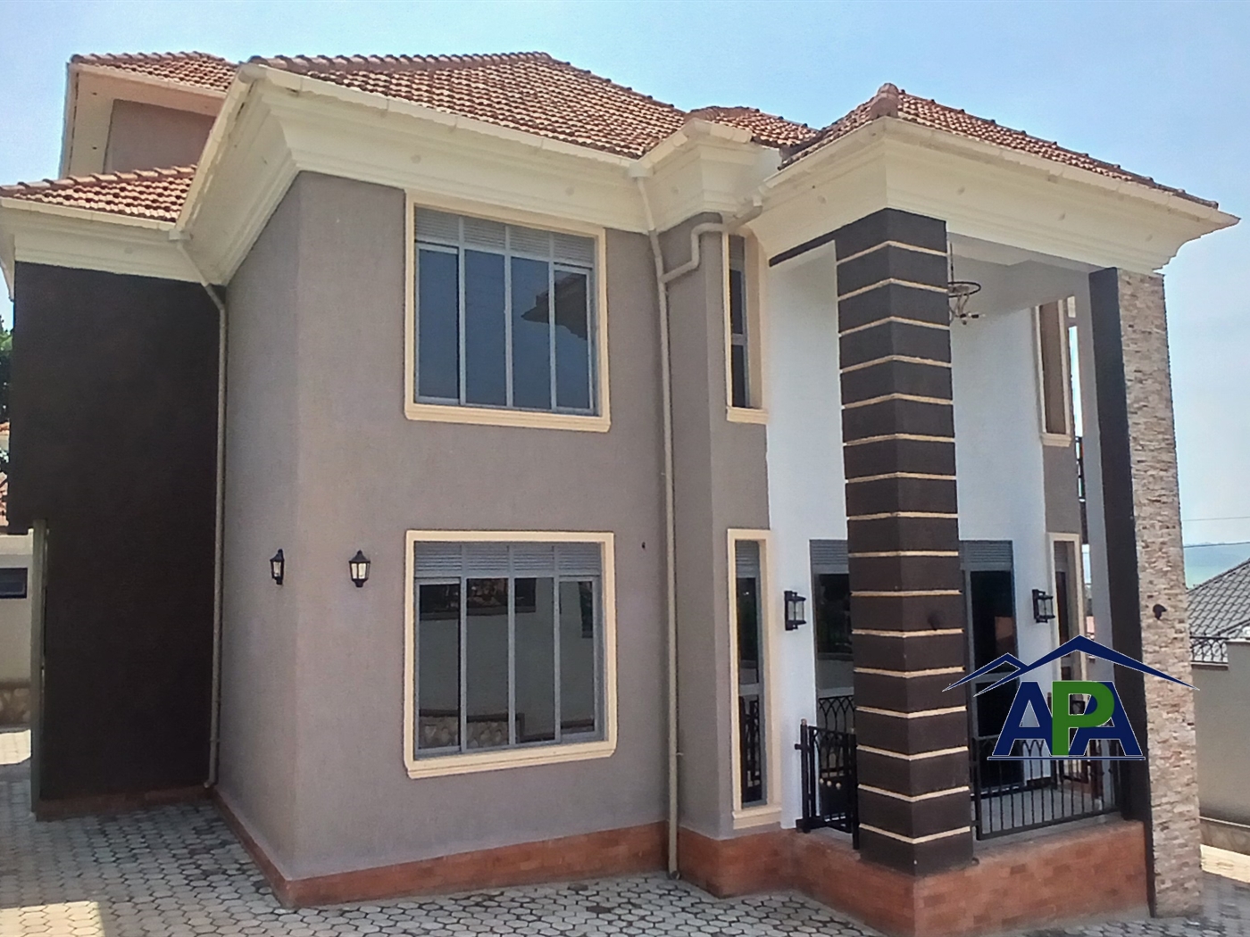 Storeyed house for sale in Katale Wakiso