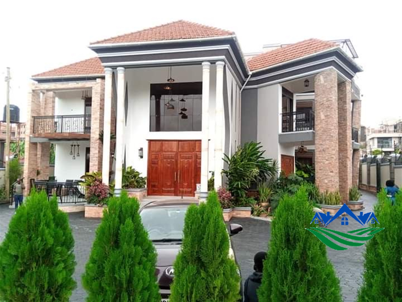 Mansion for sale in Kyanja Wakiso