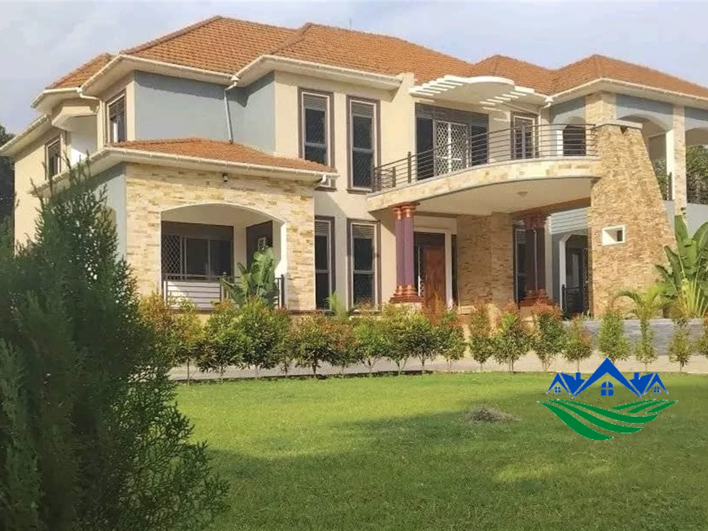 Mansion for sale in Nakweelo Wakiso