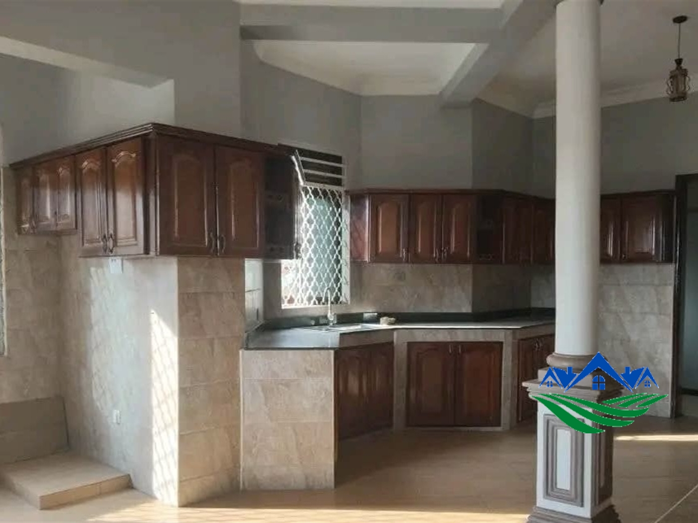 Mansion for sale in Nakweelo Wakiso