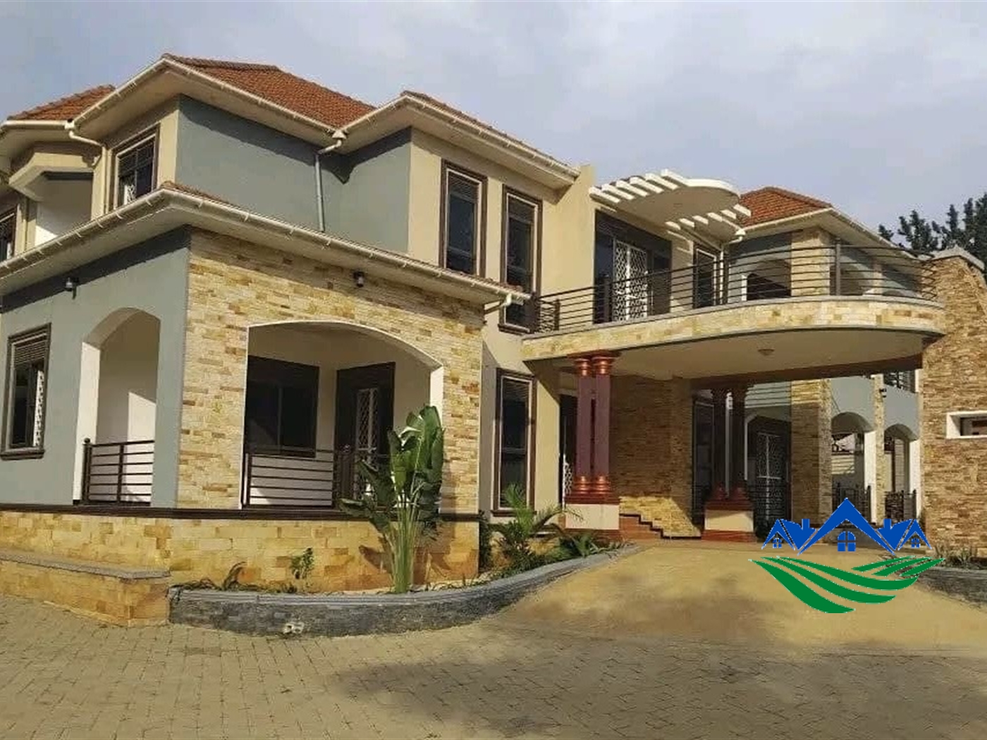 Mansion for sale in Nakweelo Wakiso