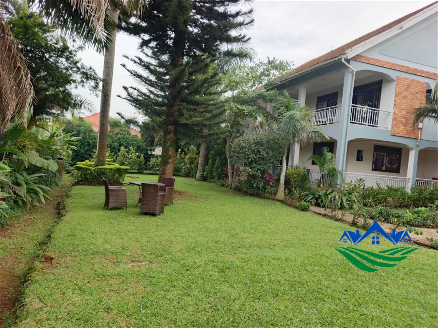 Mansion for sale in Bbunga Wakiso