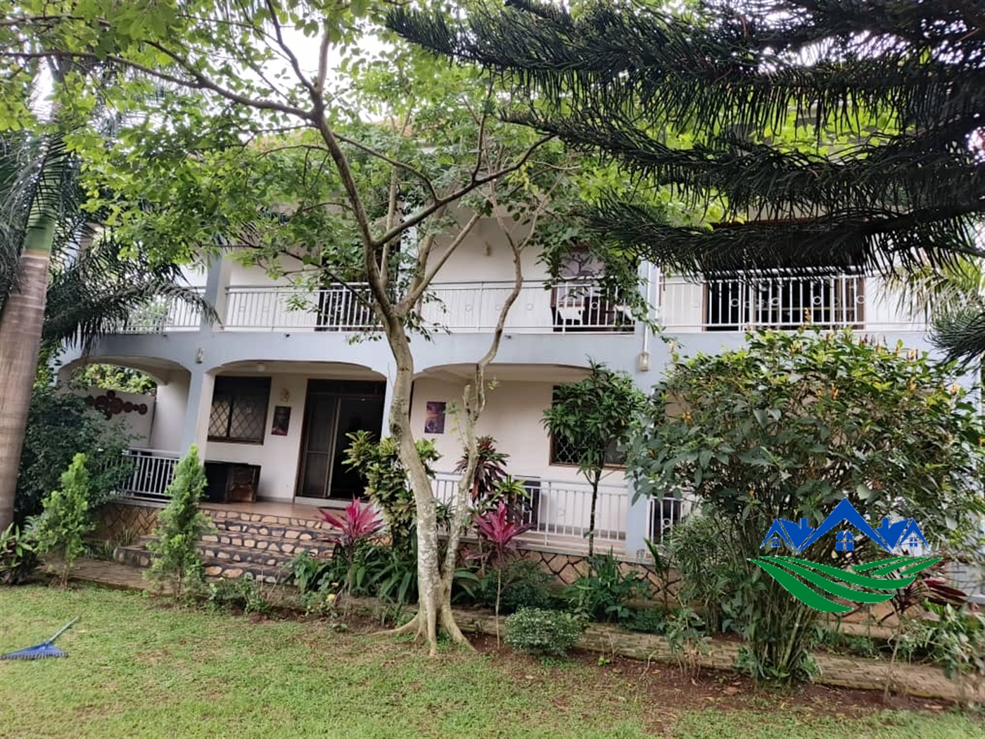 Mansion for sale in Bbunga Wakiso