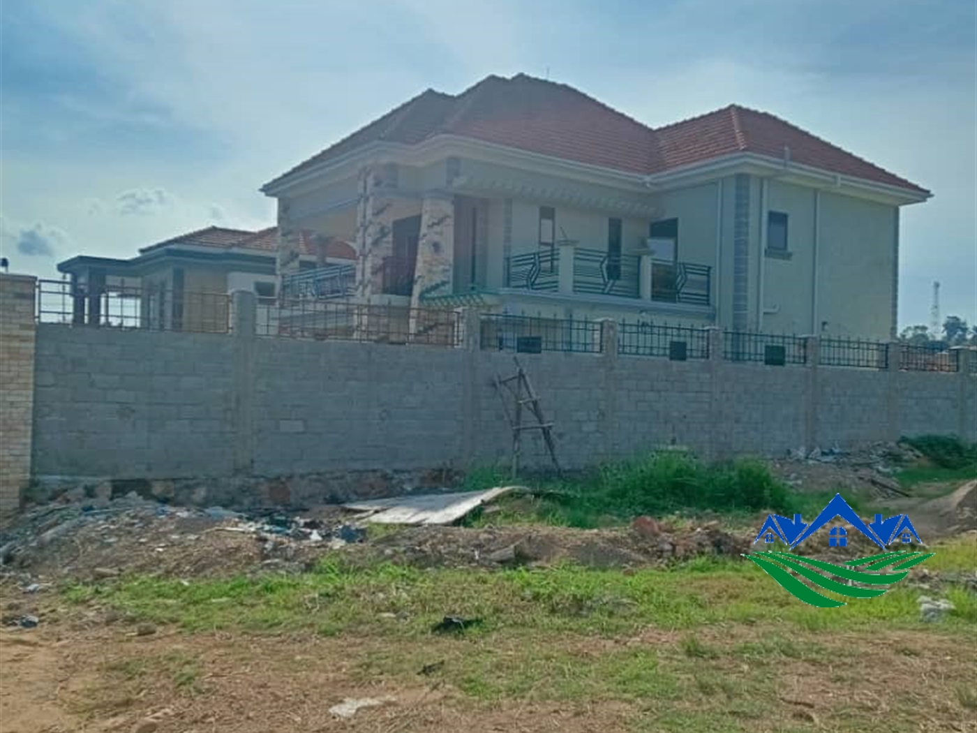 Storeyed house for sale in Lubowa Wakiso