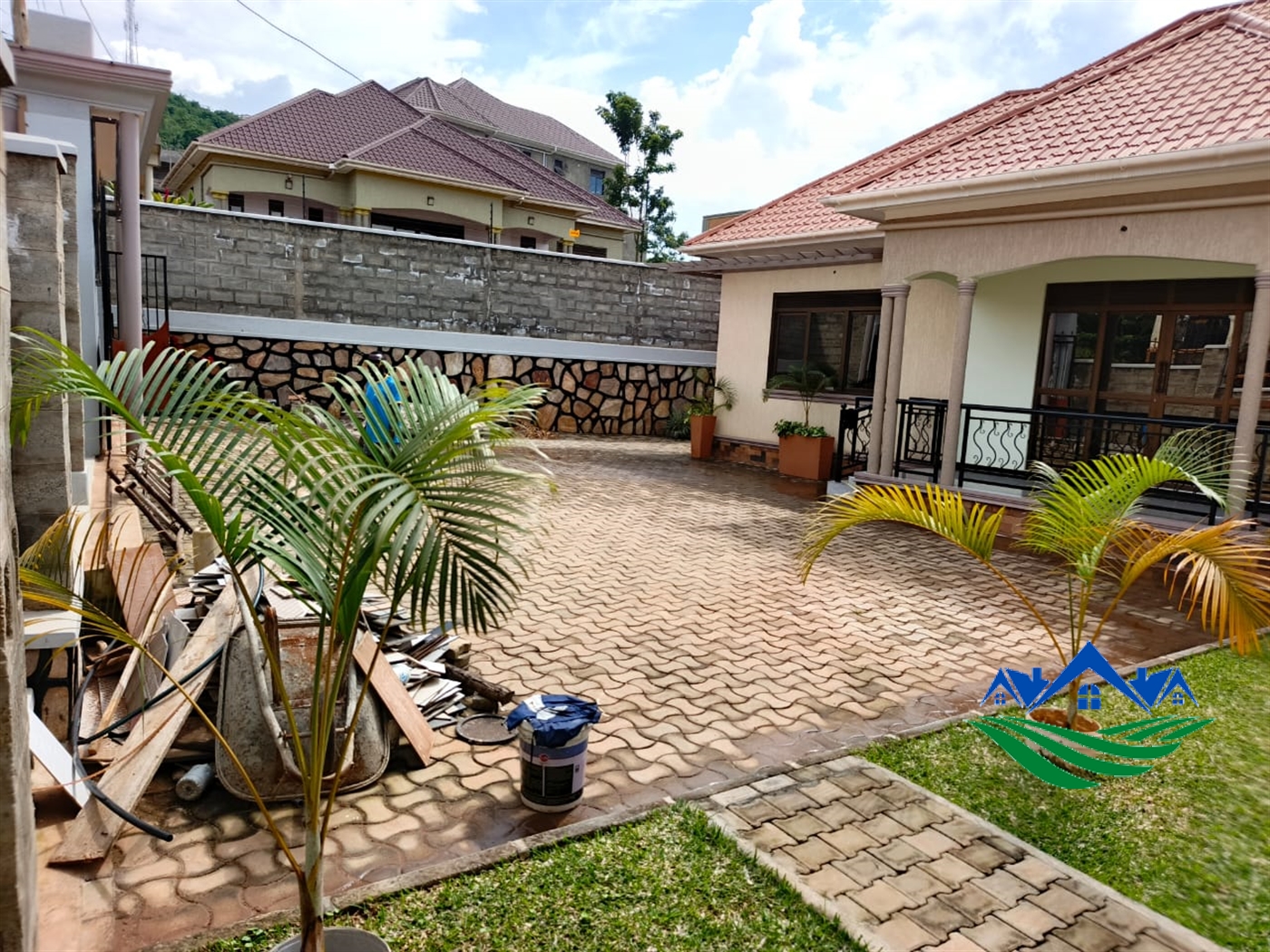 Bungalow for sale in Nansana Wakiso