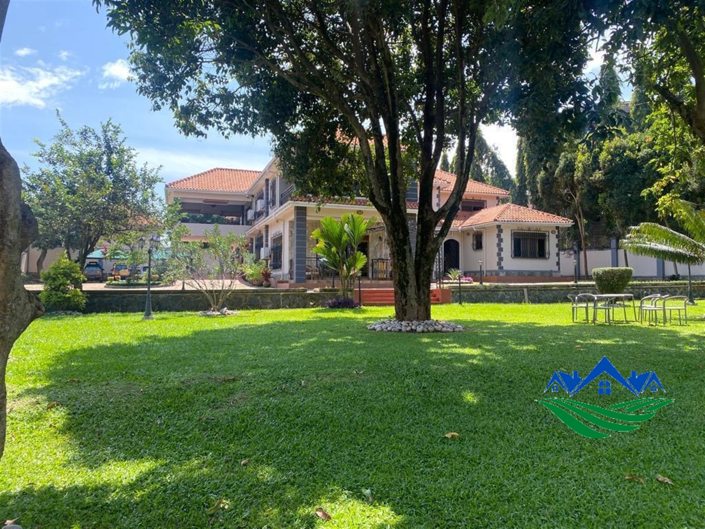 Mansion for sale in Entebbe Wakiso