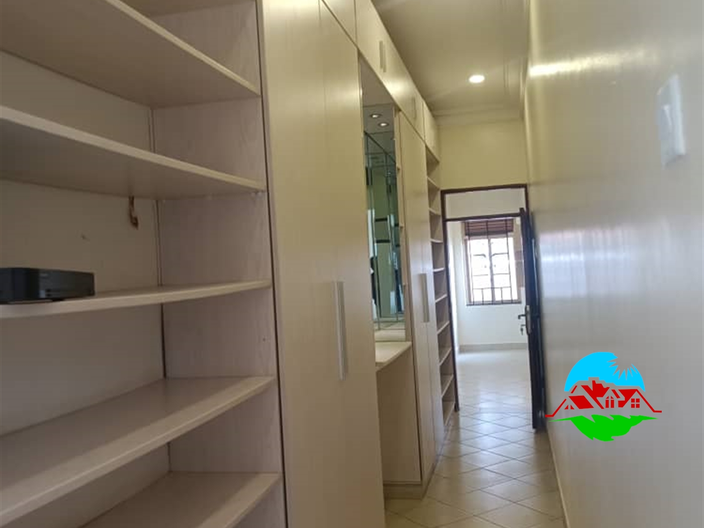 Bungalow for sale in Kyaliwajjala Wakiso