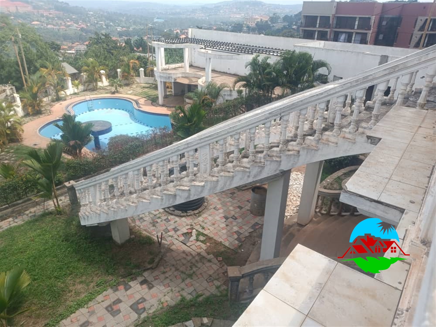 Storeyed house for sale in Bwebajja Wakiso