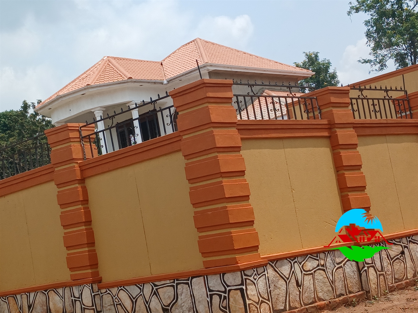 Storeyed house for sale in Gayaza Wakiso