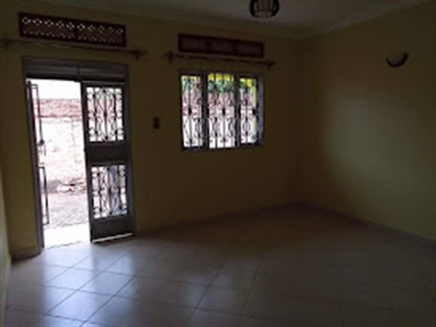 Bungalow for rent in Kyaliwajjalaa Wakiso