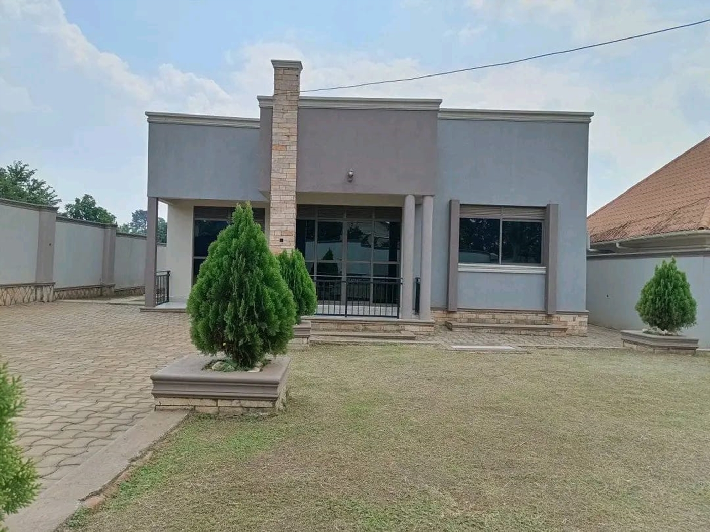 Condominium for sale in Kimwanyi Wakiso
